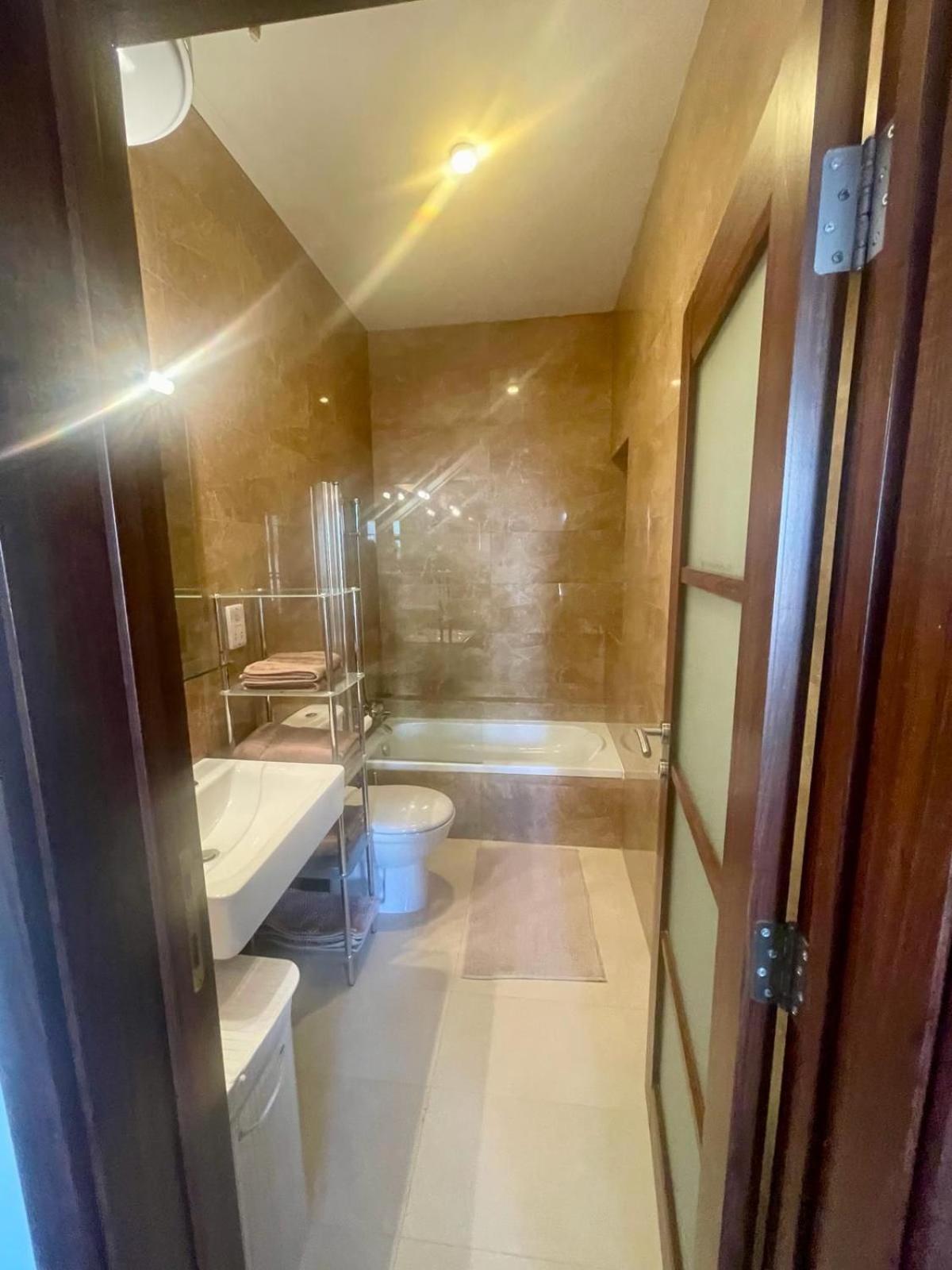 Aron Seaviews Apartment Слима Экстерьер фото
